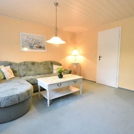 Appartement Comfortable In Mecklenburg-cispomerania ,near Beach *