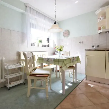 Comfortable In Mecklenburg-cispomerania ,near Beach Apartment *
